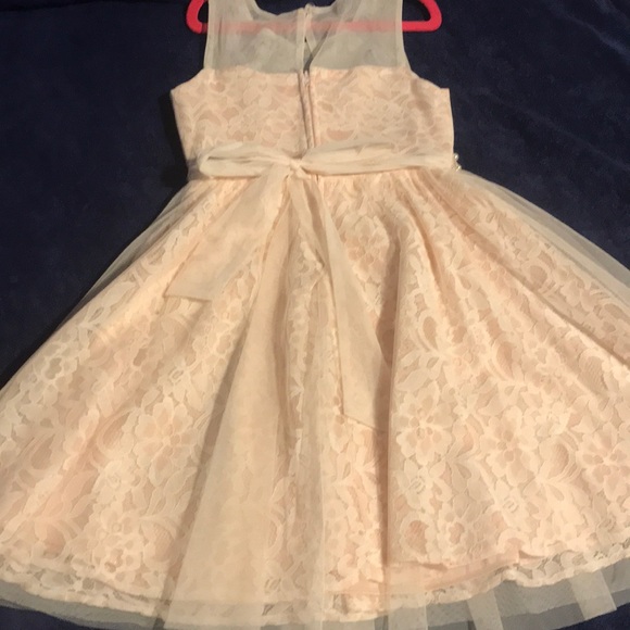 Girls Macy’s dress - Picture 3 of 4